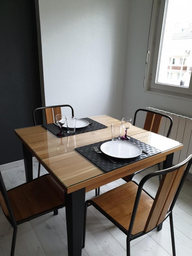 Em Life Strasbourg Apartment Bagian luar foto