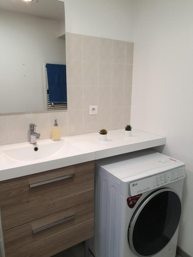 Em Life Strasbourg Apartment Bagian luar foto