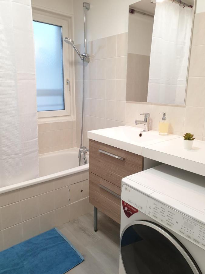 Em Life Strasbourg Apartment Bagian luar foto
